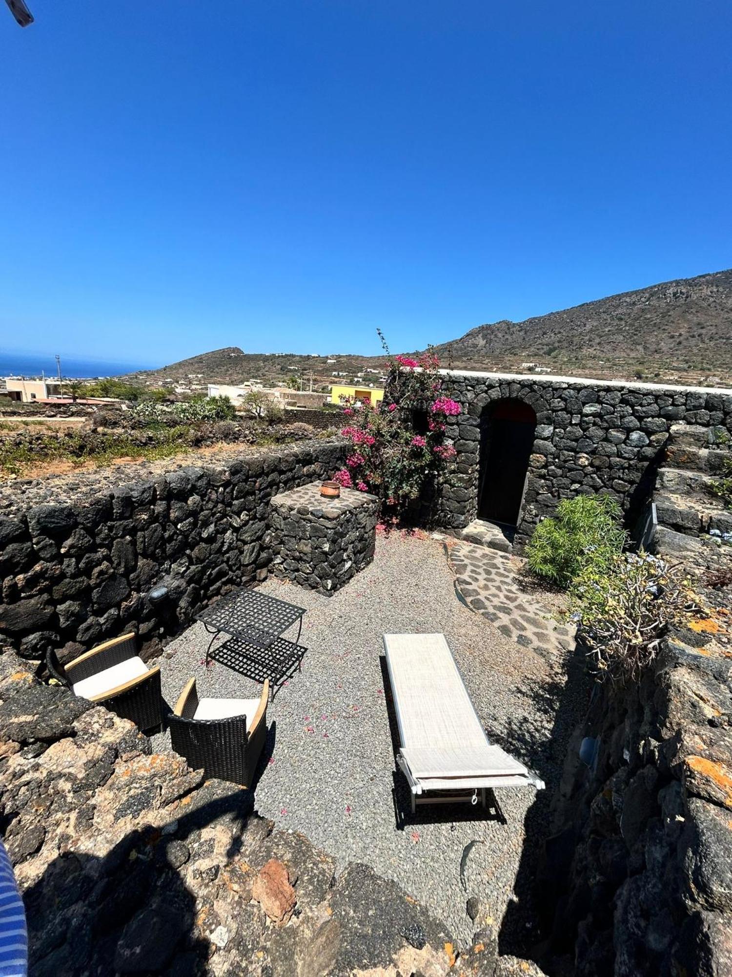 Villa Dammuso - La Piccola Giara - à Pantelleria Extérieur photo